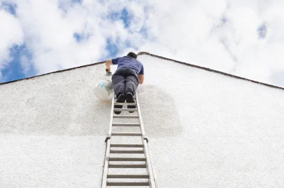 Peinture extérieure à Champvans — façades et ravalement